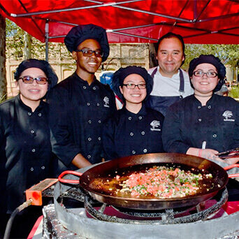 Chef Johnny Hernandez with Students